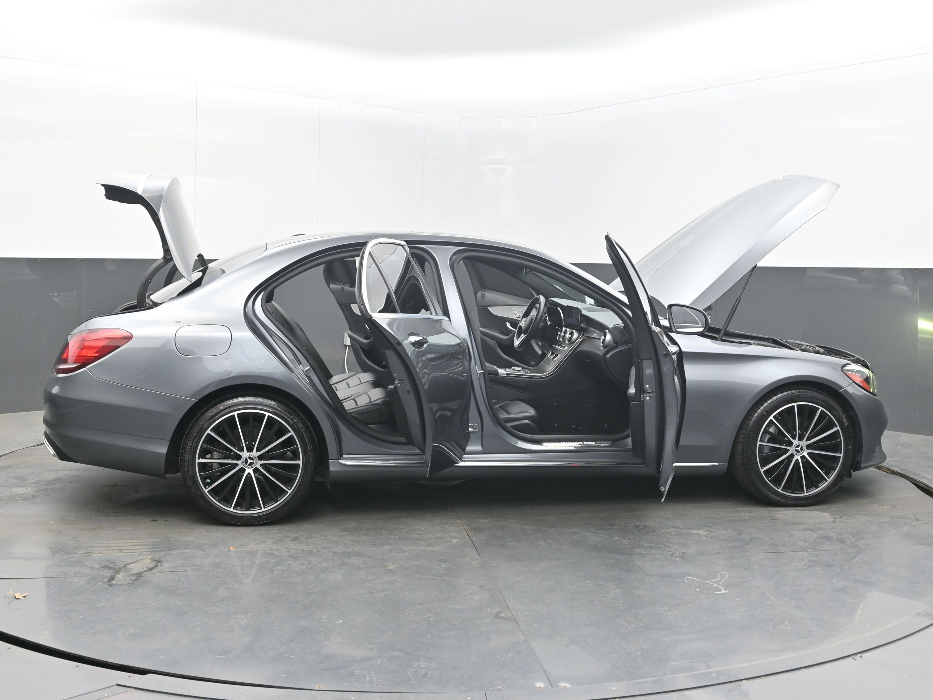 Used 2021 Mercedes-Benz C 300 Sedan w/ Premium Package image 44
