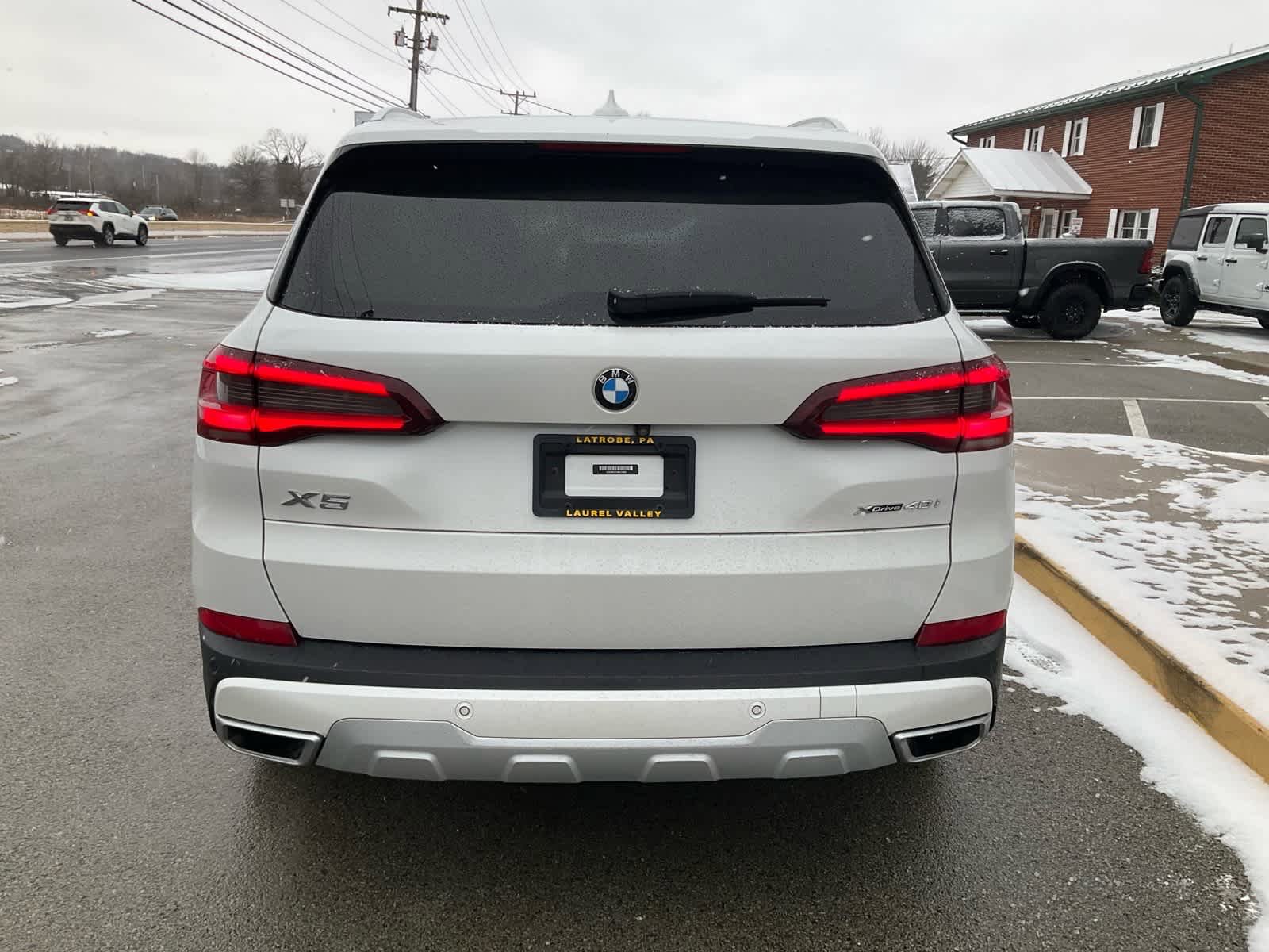 Used 2021 BMW X5 xDrive40i w/ Convenience Package AWD/4WD image 5