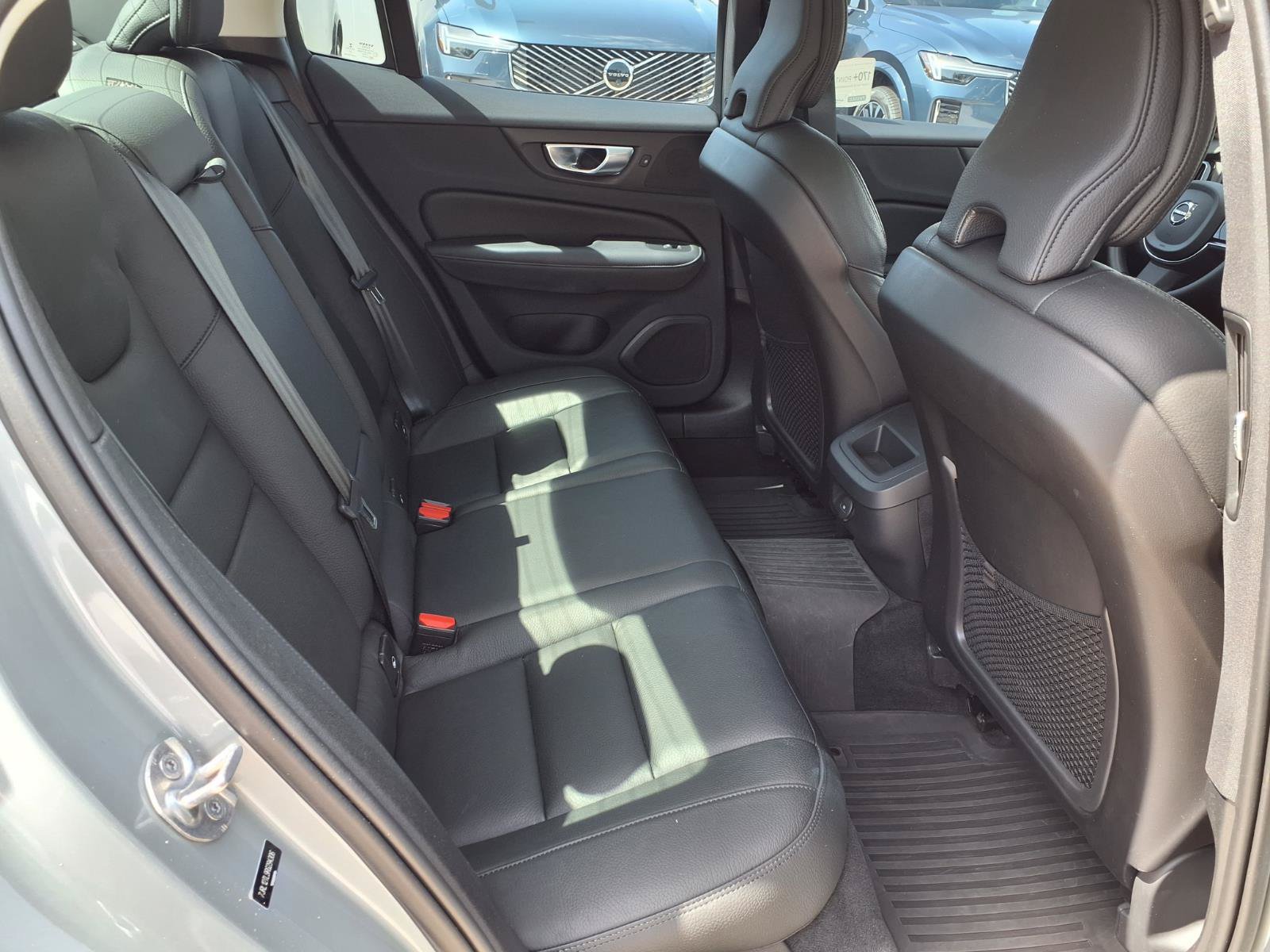 Certified 2024 Volvo S60 B5 Plus AWD/4WD image 17