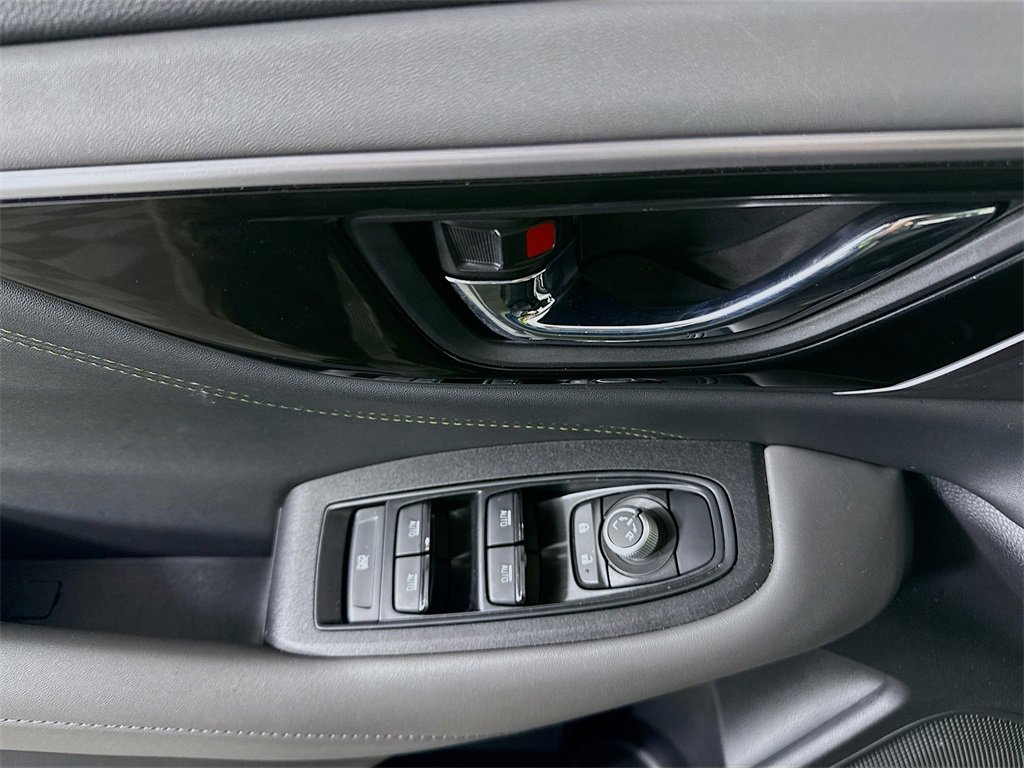 Certified 2025 Subaru Outback Onyx Edition XT image 25