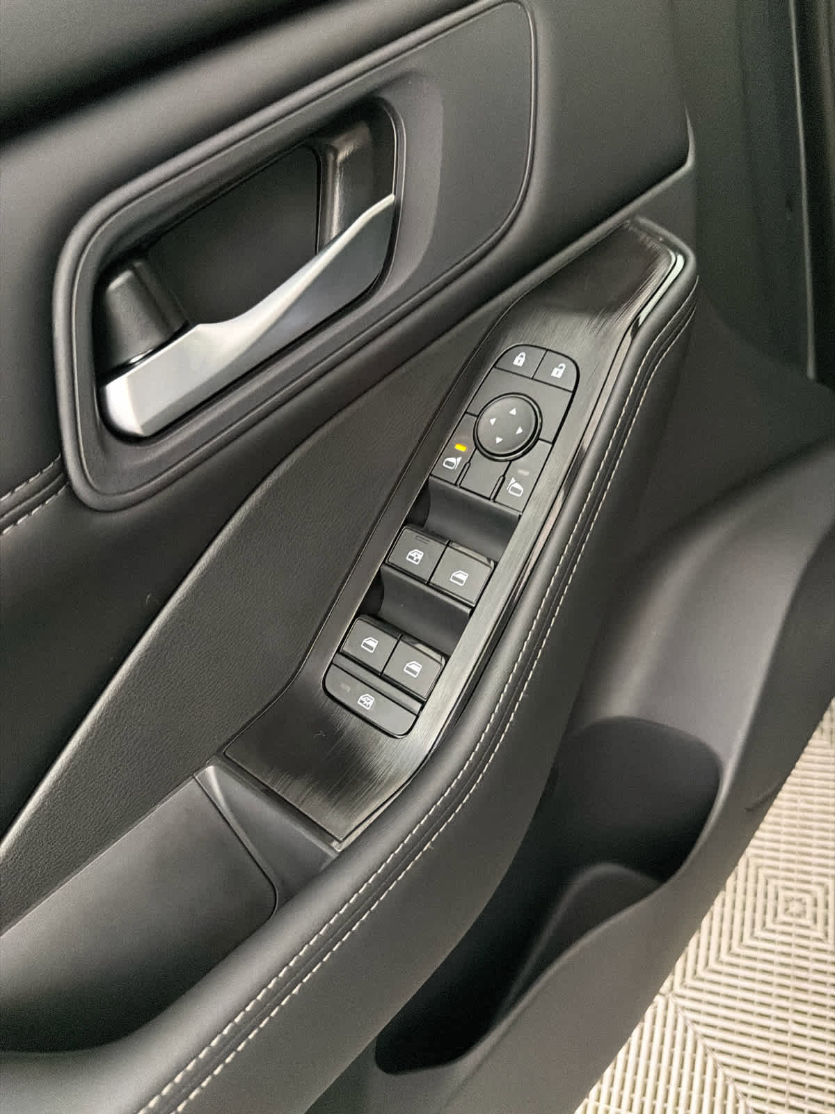 New 2026 Nissan Rogue SV image 24