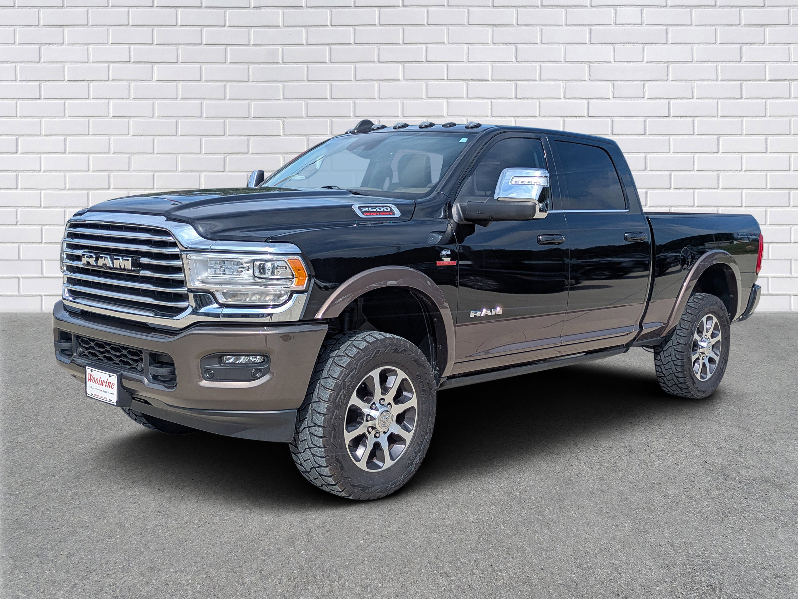 Used 2024 RAM 2500 Limited w/ Safety Group AWD/4WD image 1