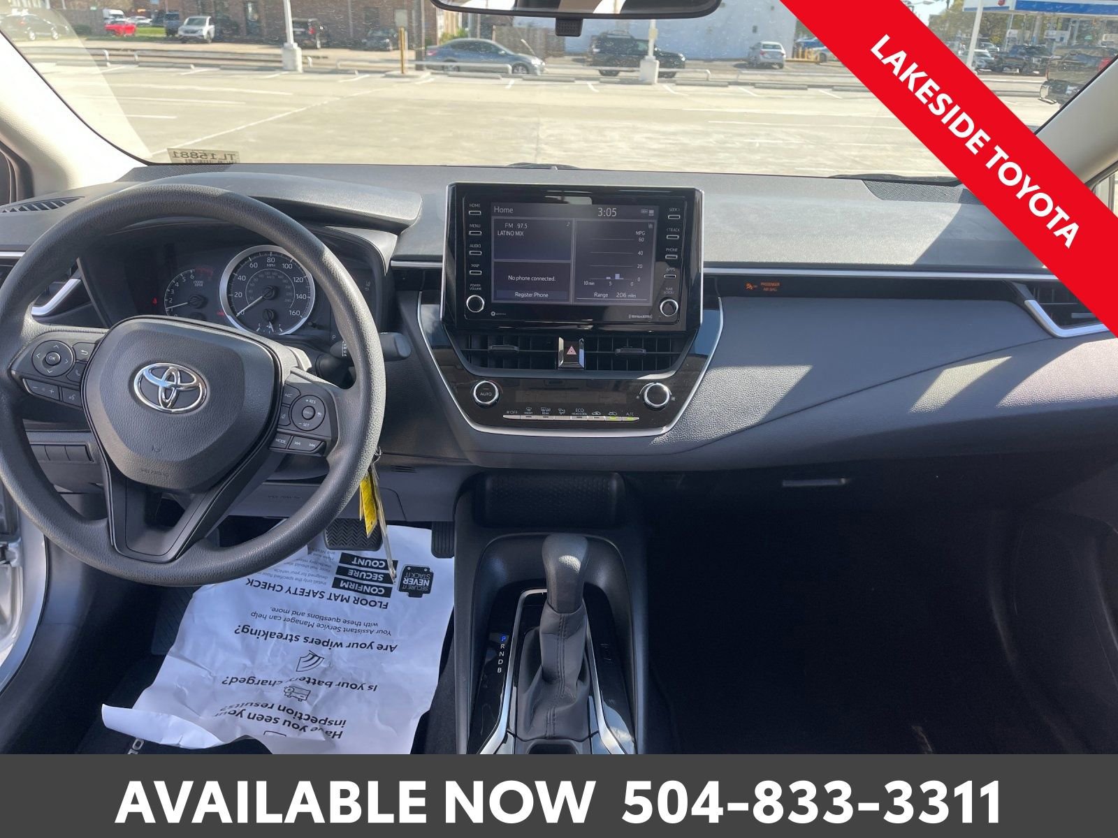 Used 2021 Toyota Corolla LE image 22