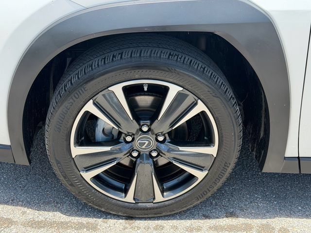 Used 2021 Lexus UX 250h w/ Accessory Package (Z2) AWD/4WD image 11