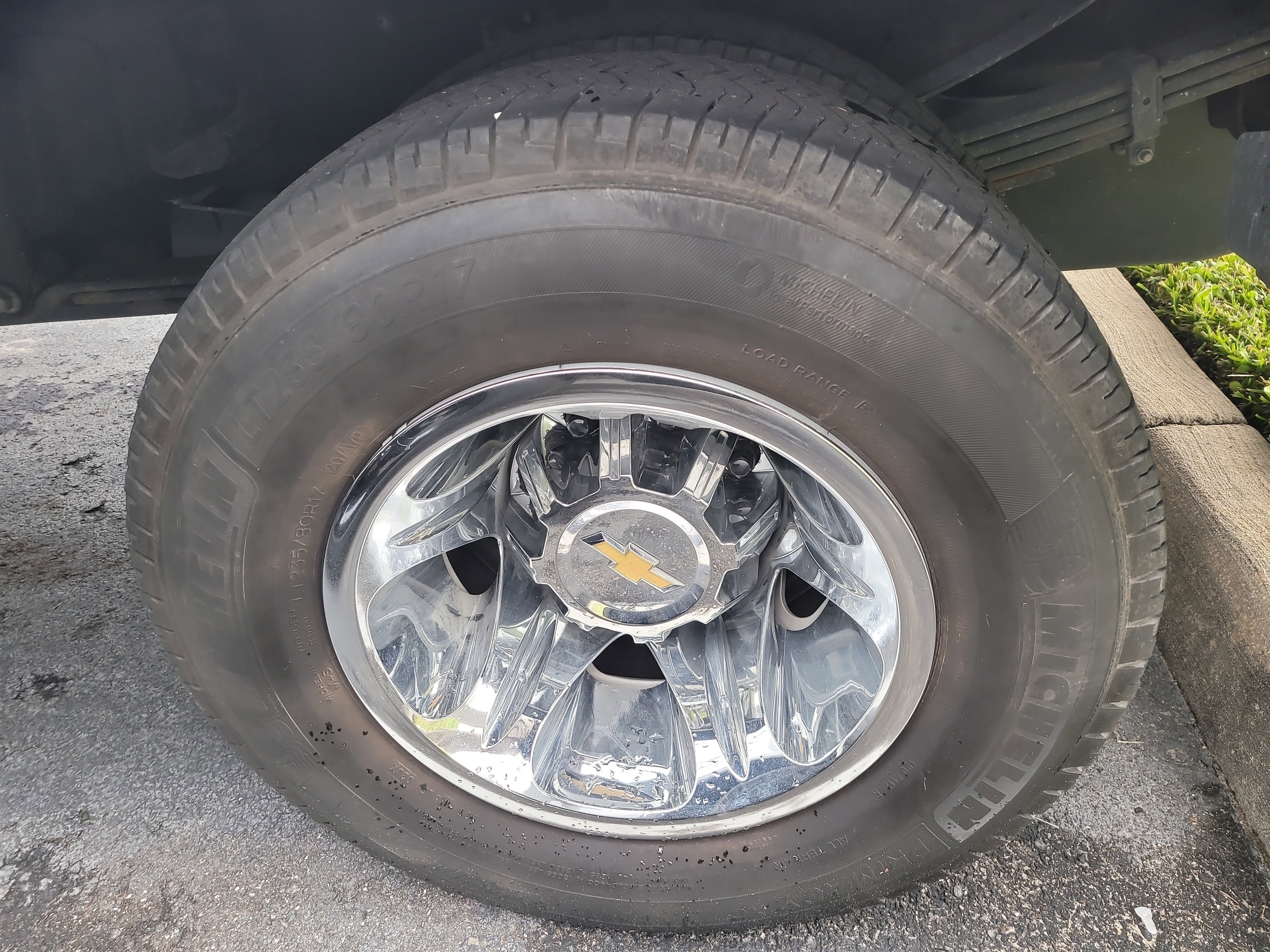 Used 2024 Chevrolet Silverado 3500 LT w/ Convenience Package image 7