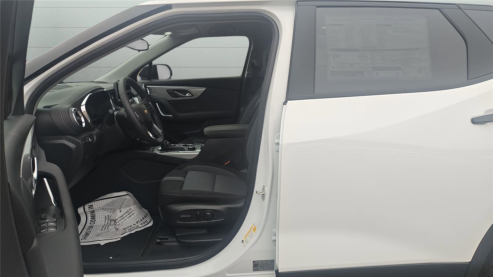 New 2025 Chevrolet Blazer LT w/ Redline Edition image 10