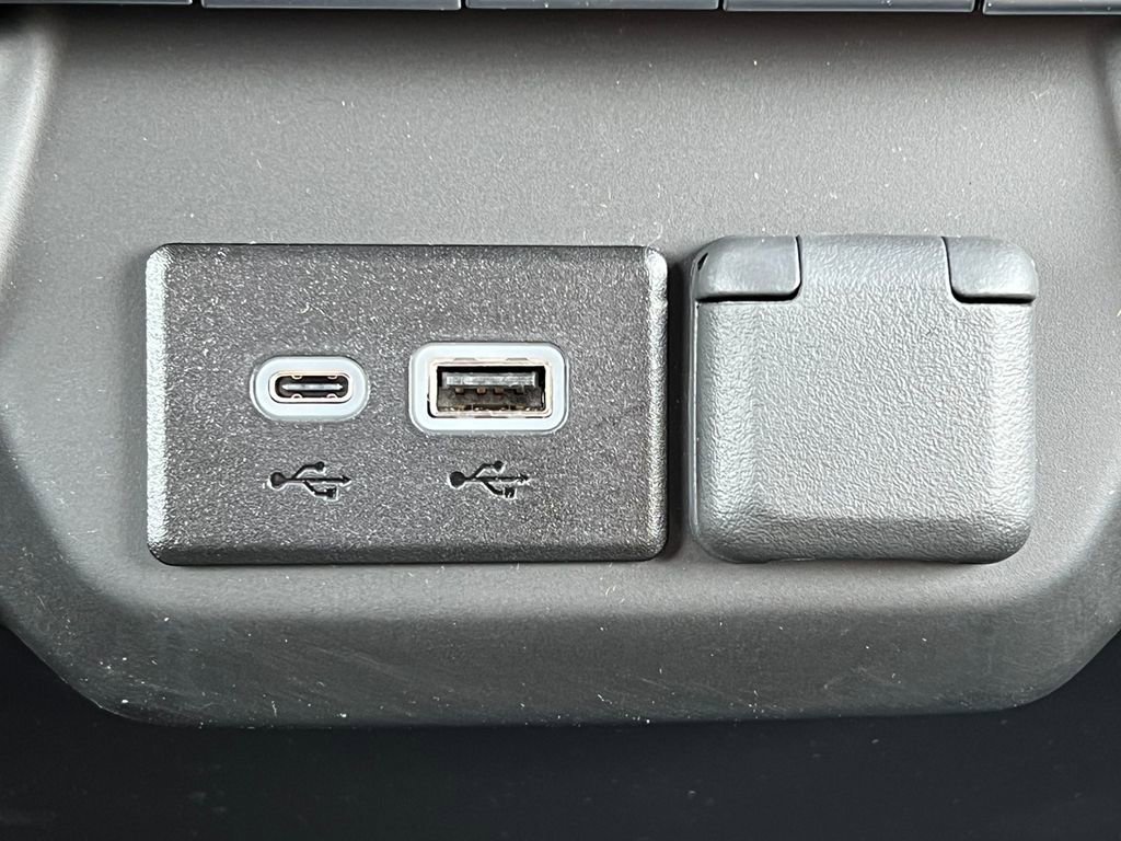 New 2026 GMC Sierra 2500 Pro w/ Convenience Package image 28