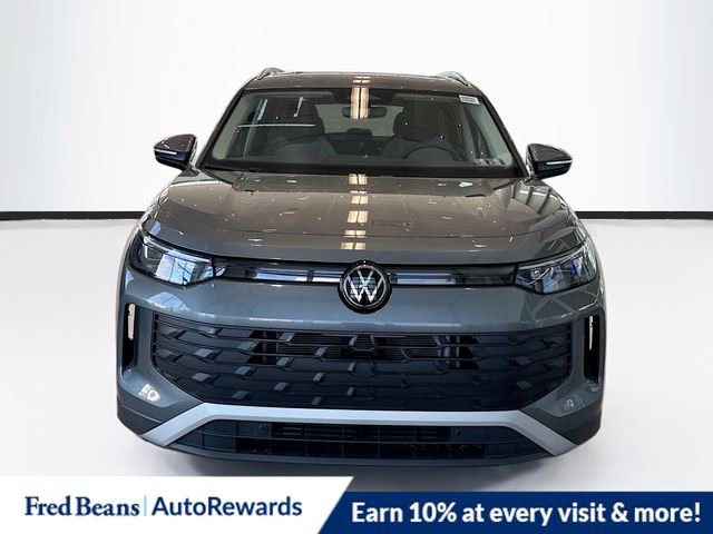 New 2026 Volkswagen Tiguan S AWD/4WD image 2