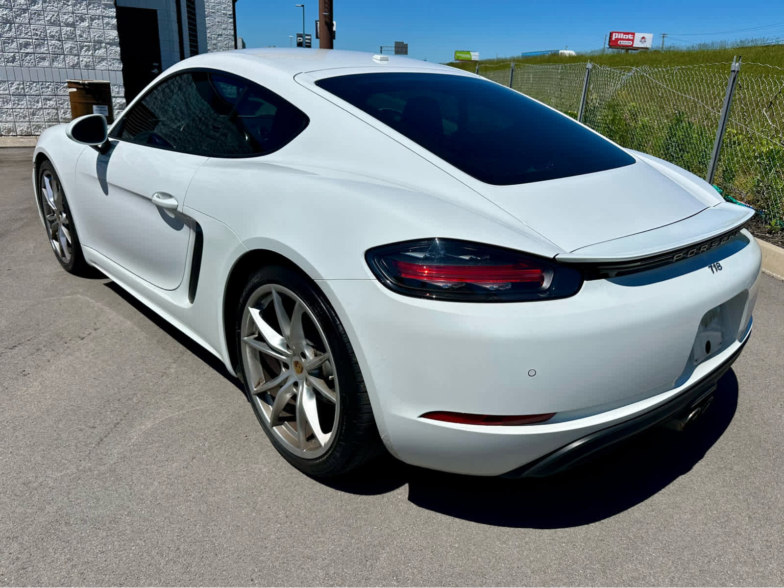 Used 2019 Porsche 718 Cayman RWD image 7