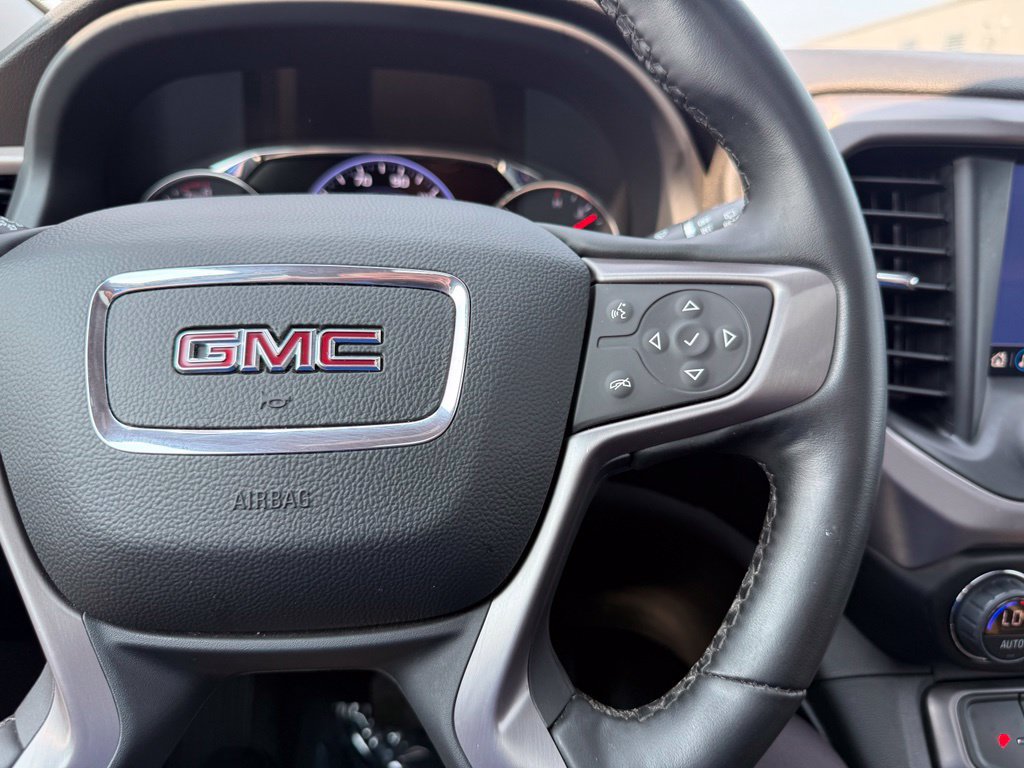 Used 2023 GMC Acadia AT4 w/ Technology Package AWD/4WD image 27