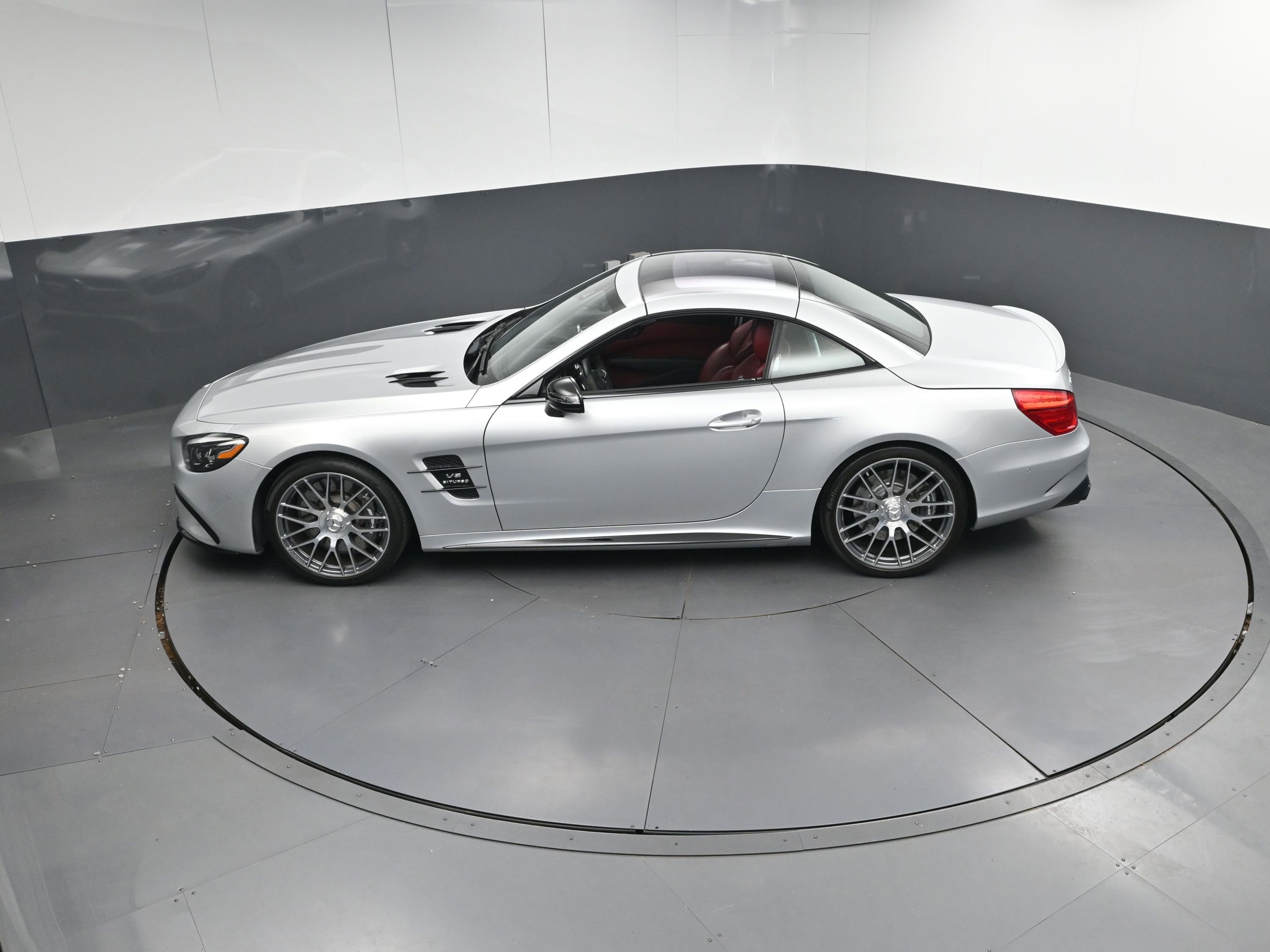 Used 2019 Mercedes-Benz SL 63 AMG image 38