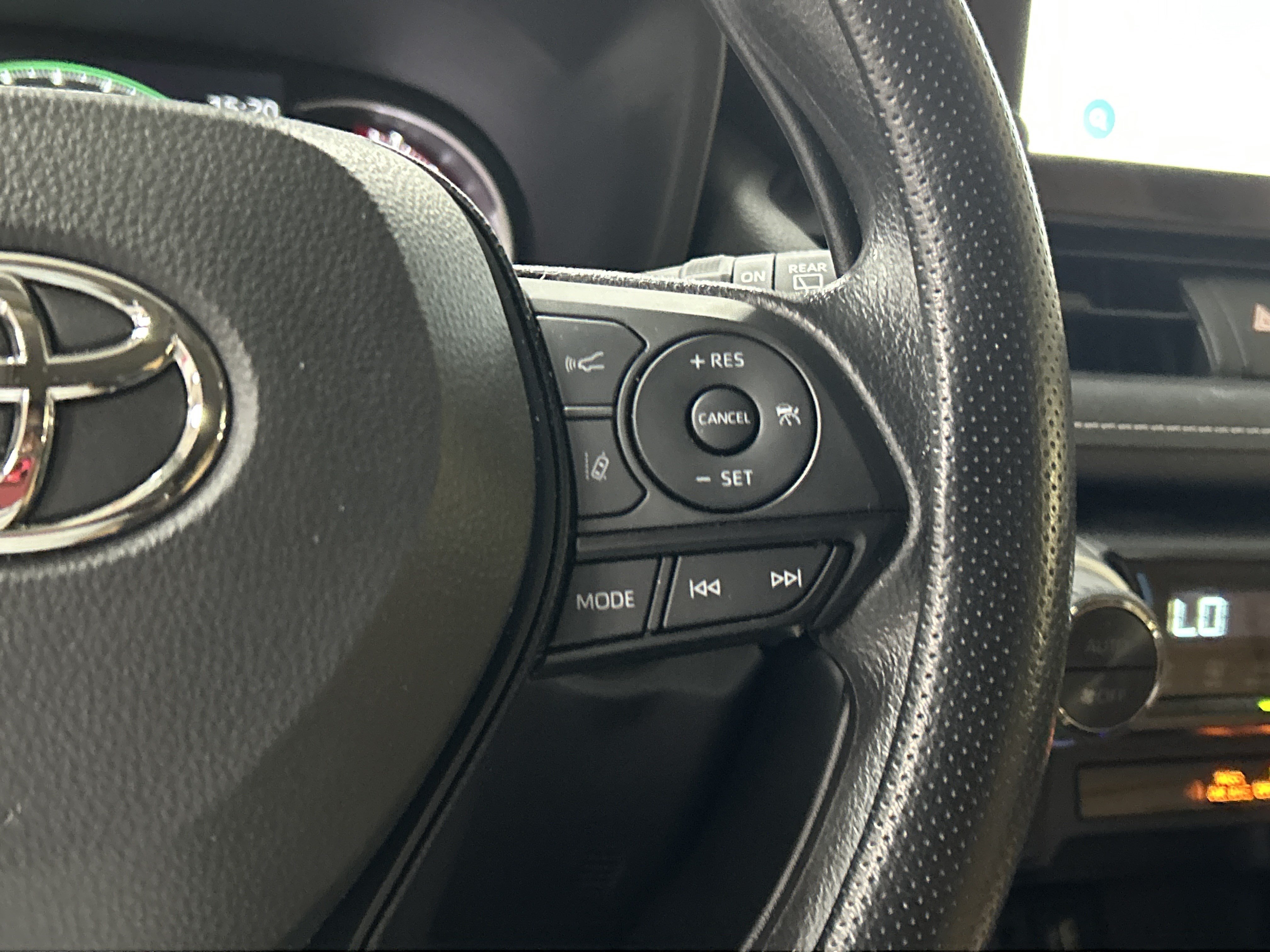 Certified 2025 Toyota RAV4 XLE w/ Convenience Package FWD image 20