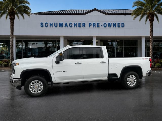 Used 2026 Chevrolet Silverado 2500 LTZ w/ LTZ Convenience Package AWD/4WD image 4