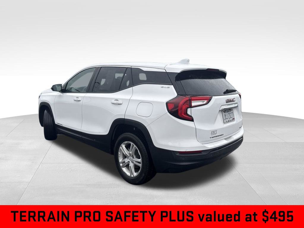 Certified 2023 GMC Terrain SLE AWD/4WD image 3