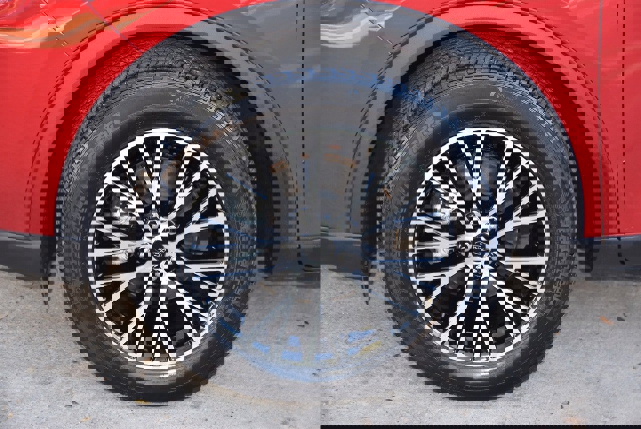 Used 2024 Ford Escape SE image 36