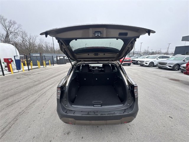 Certified 2025 Nissan Kicks SV image 22