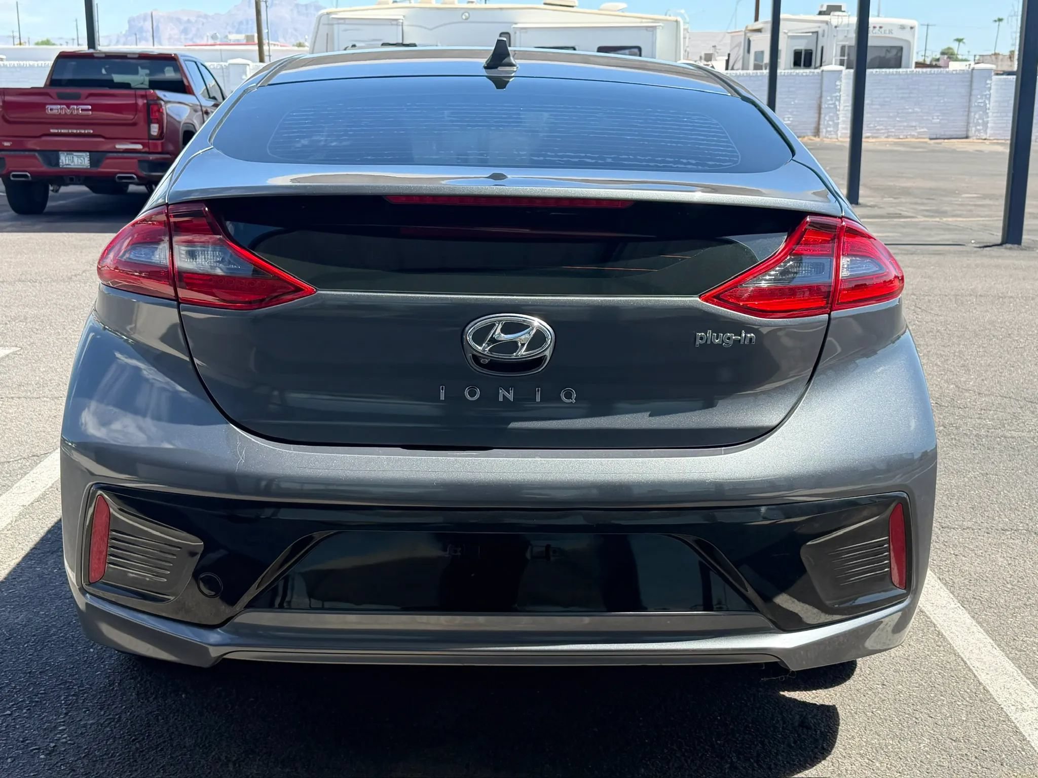 Used 2019 Hyundai Ioniq Plug-In Hybrid FWD image 6