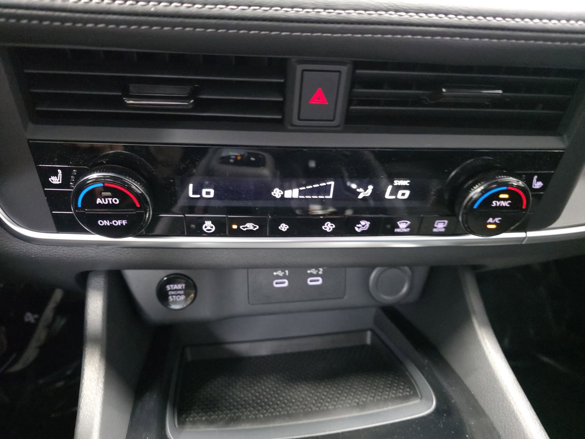New 2026 Nissan Rogue SV w/ Cold Weather Package AWD/4WD image 24