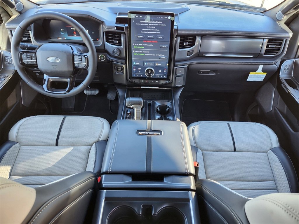 Used 2023 Ford F150 Lightning Platinum image 12