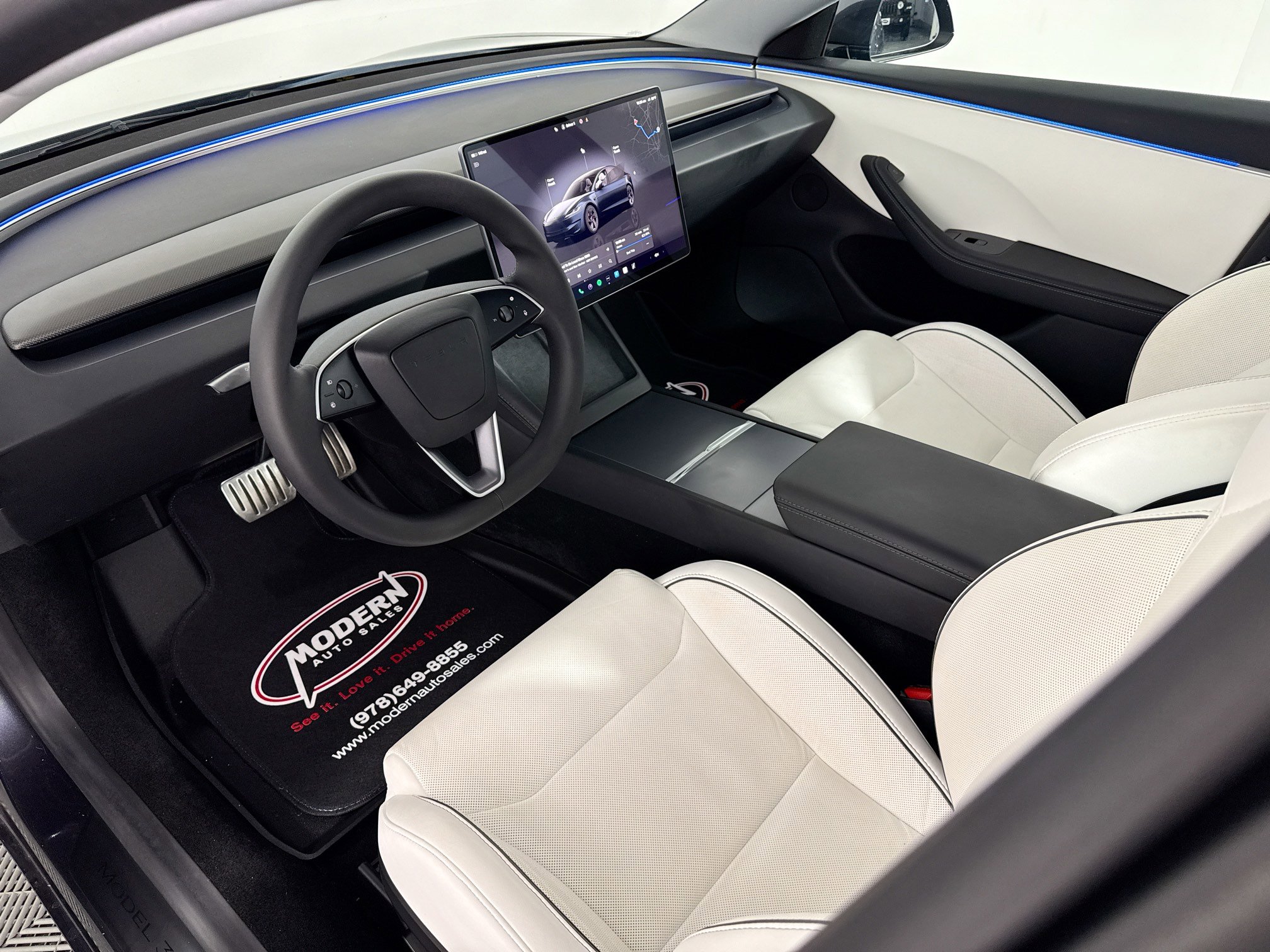 Used 2024 Tesla Model 3 Performance image 15