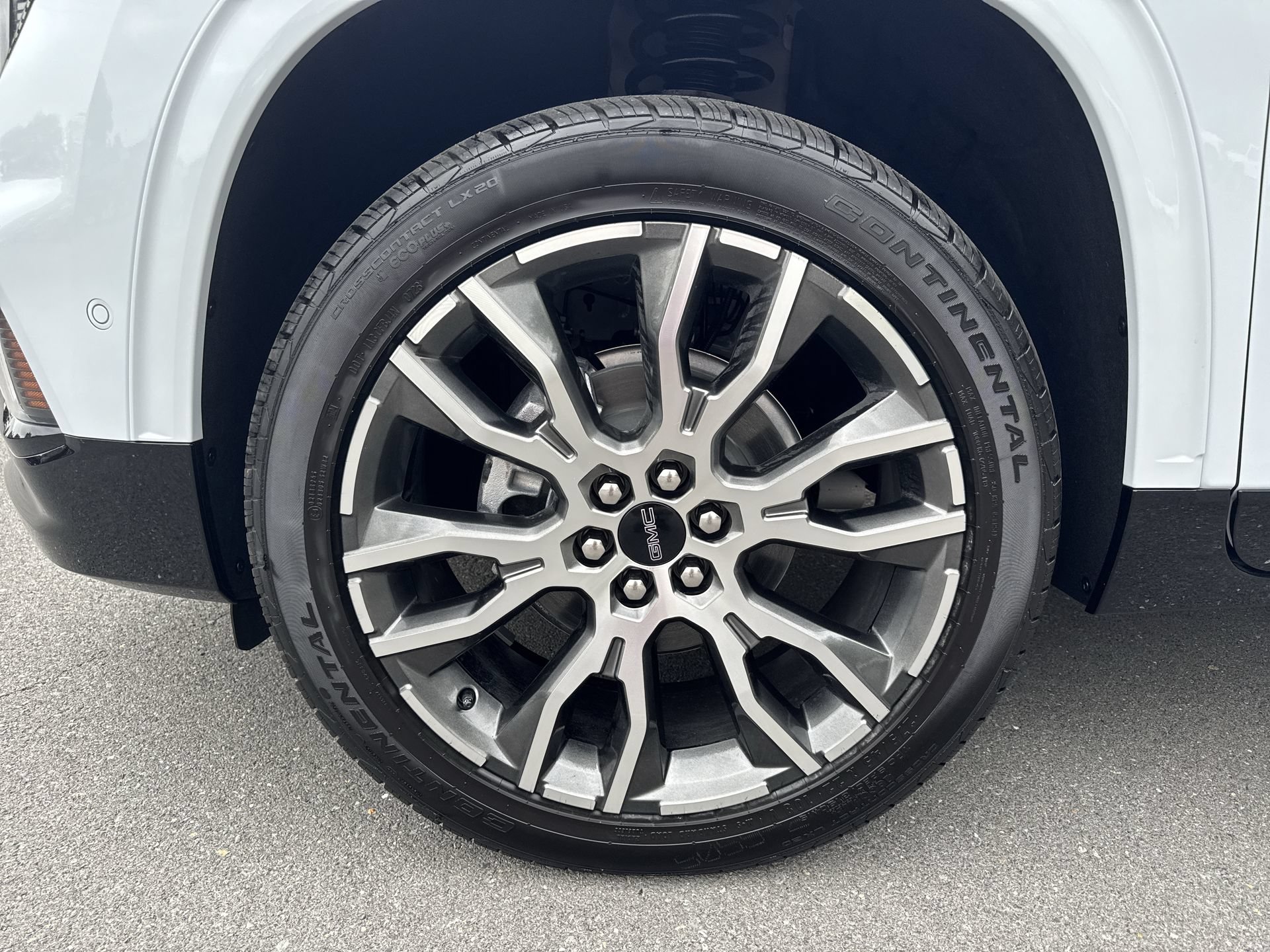 New 2026 GMC Acadia Denali Ultimate AWD/4WD image 19