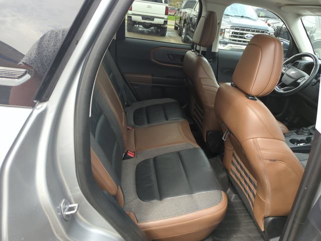 Certified 2022 Ford Bronco Sport Outer Banks w/ Tech Package AWD/4WD image 28