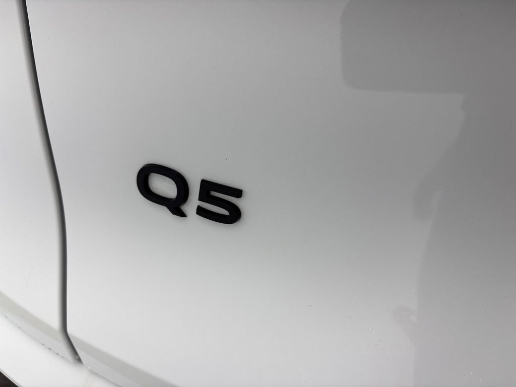 Used 2025 Audi Q5 Prestige AWD/4WD image 12