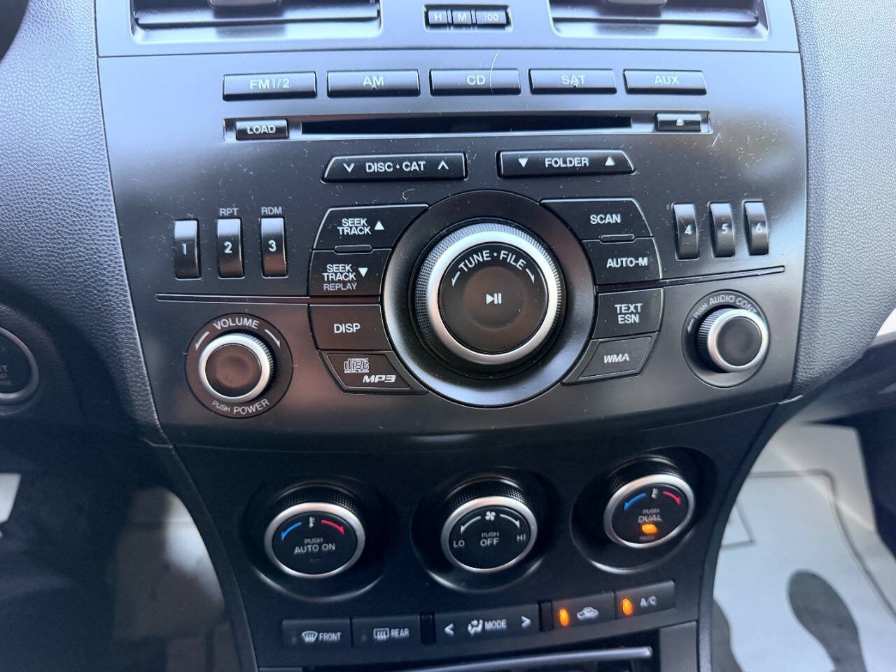 Used 2013 MAZDA MAZDA3 i Touring FWD image 36