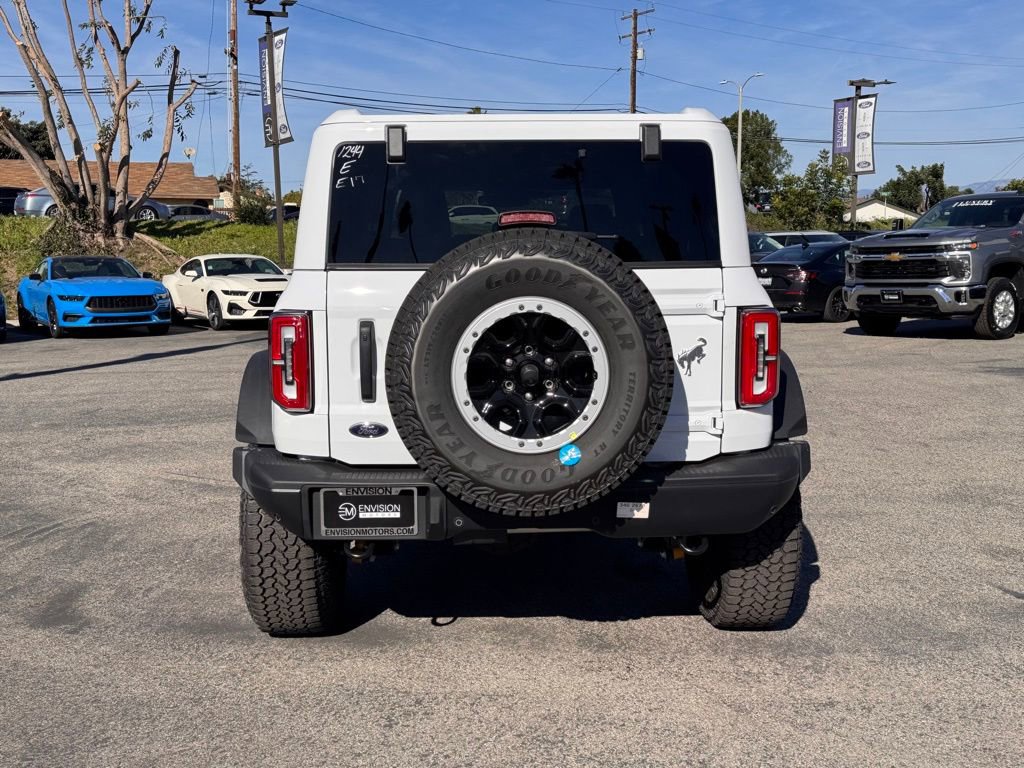 New 2025 Ford Bronco Badlands image 11
