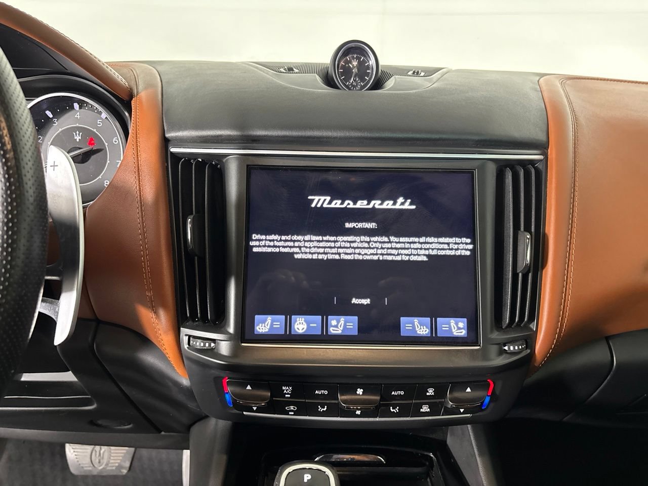 Used 2022 Maserati Levante GT AWD/4WD image 14