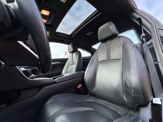 Used 2020 Honda Civic Touring image 25