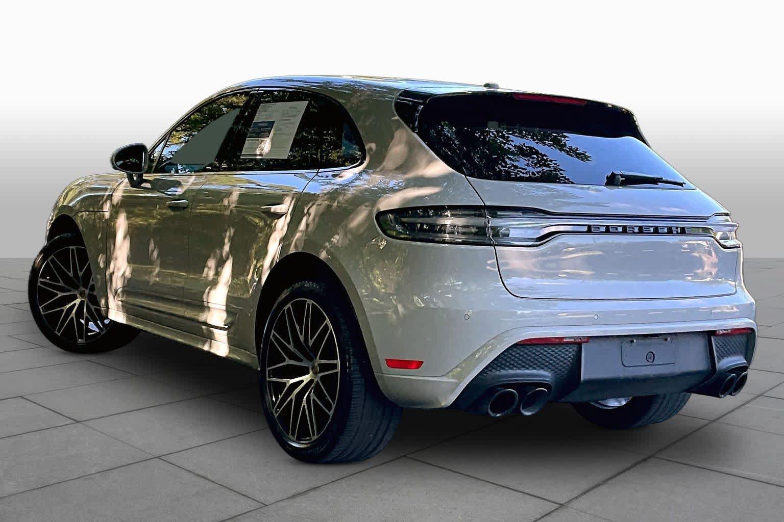 Used 2023 Porsche Macan S AWD/4WD image 12