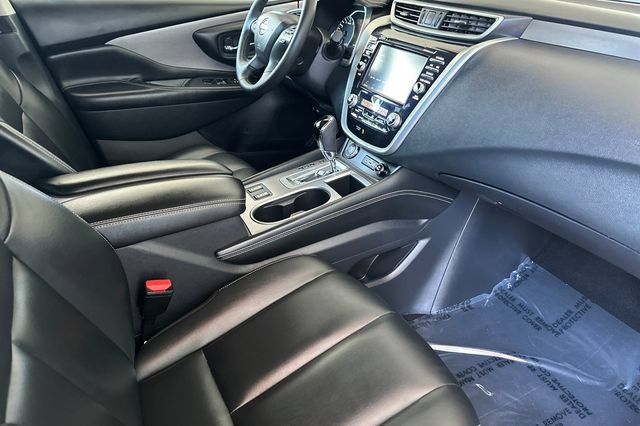 Used 2022 Nissan Murano SV w/ SV Midnight Edition Package FWD image 13