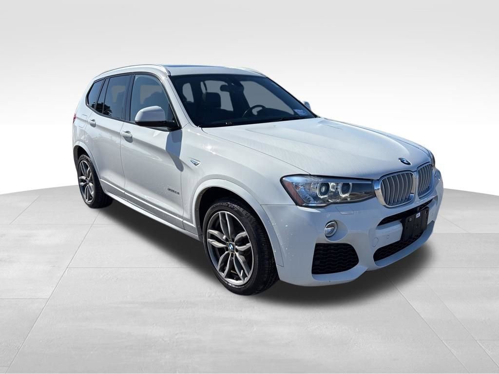 Used 2017 BMW X3 xDrive28i image 4