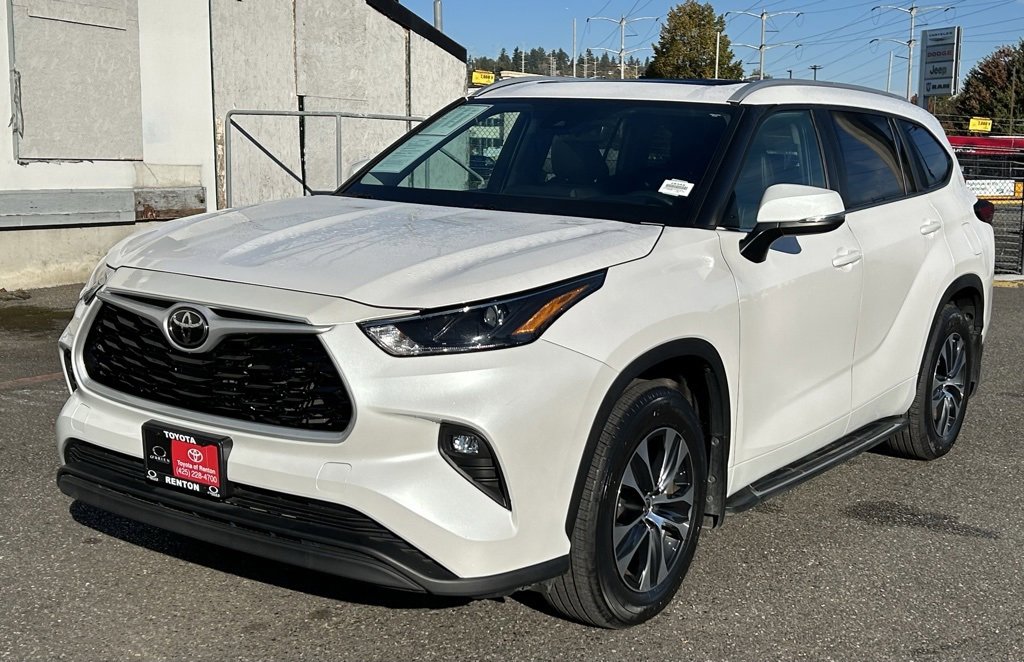 Certified 2024 Toyota Highlander XLE