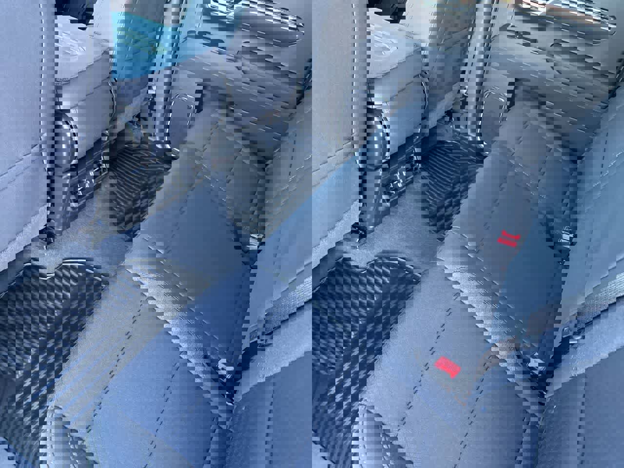 New 2026 GMC Sierra 1500 SLE w/ LPO, Black Badging Package image 19