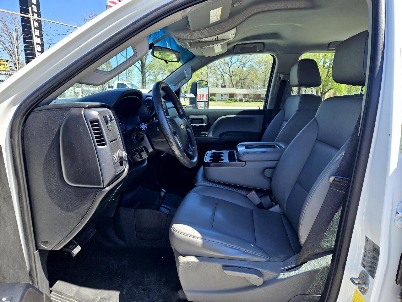 Used 2018 Chevrolet Silverado 3500 W/T image 10