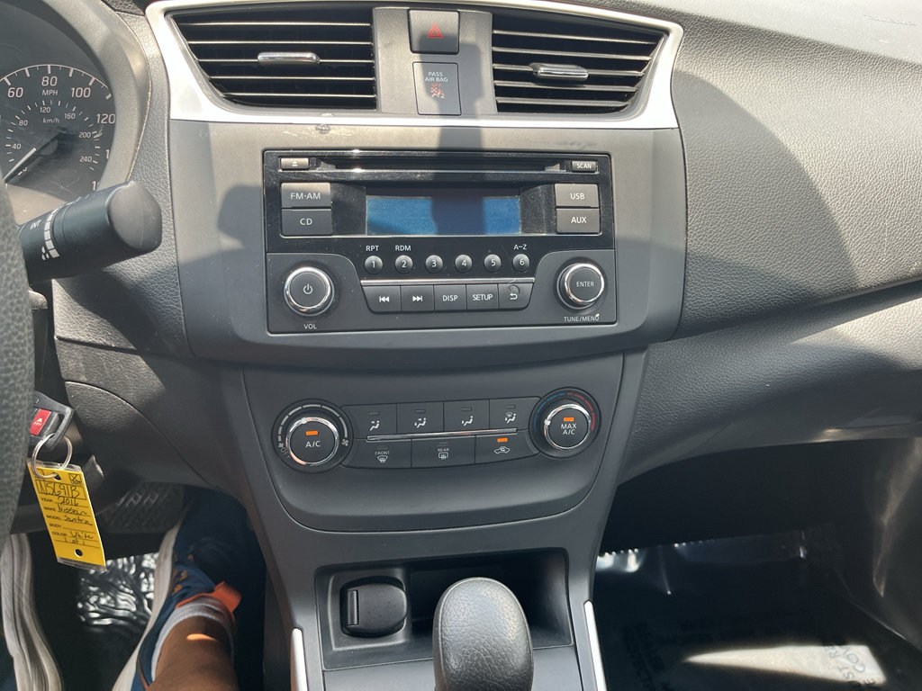 Used 2016 Nissan Sentra S FWD image 23
