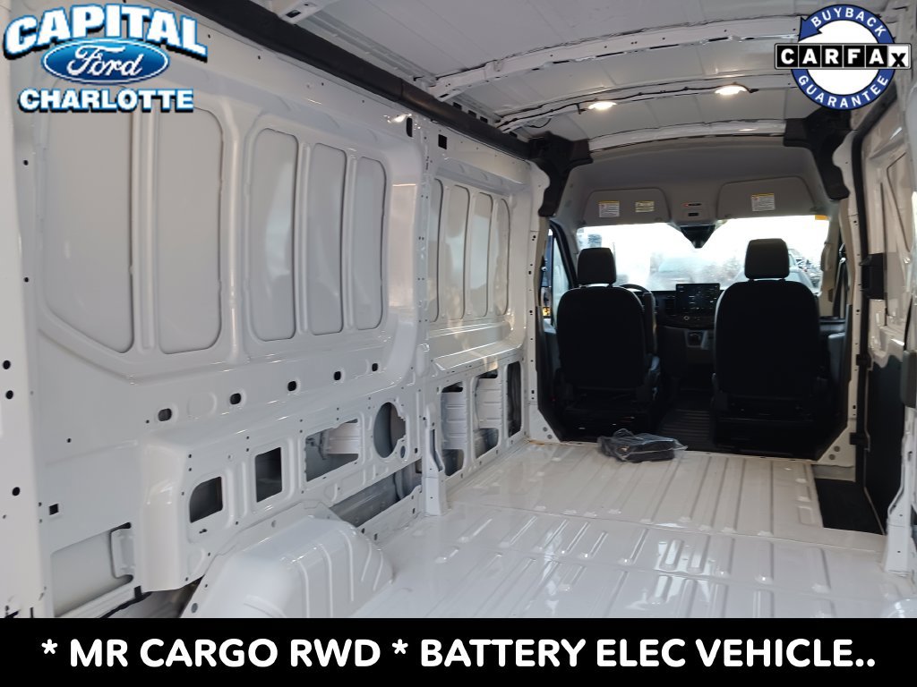 Used 2023 Ford E-Transit Medium Roof RWD image 10