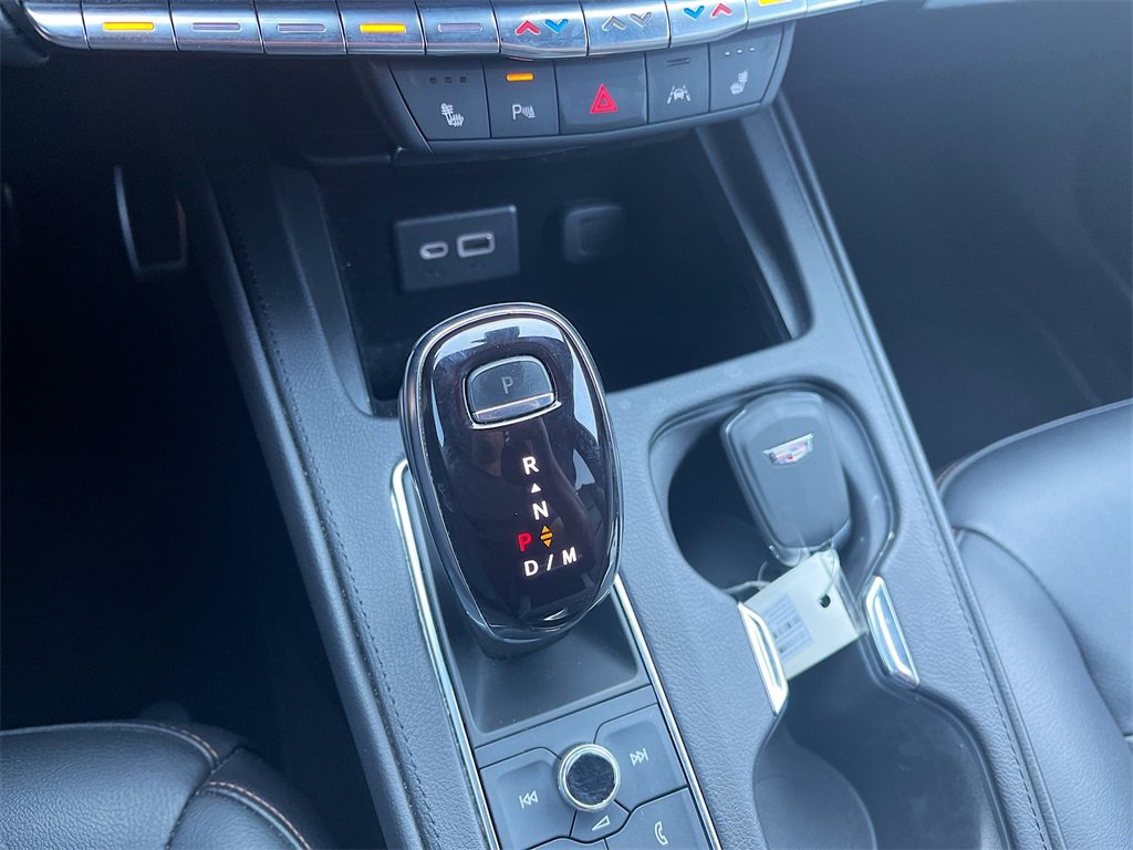 Used 2023 Cadillac XT4 Sport w/ Cold Weather Package image 17