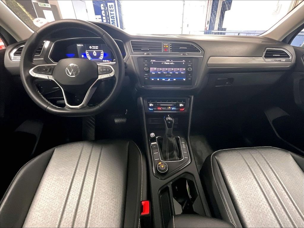 Certified 2023 Volkswagen Tiguan SE AWD/4WD image 21