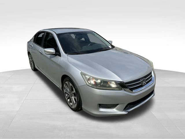 Used 2015 Honda Accord Sport image 7