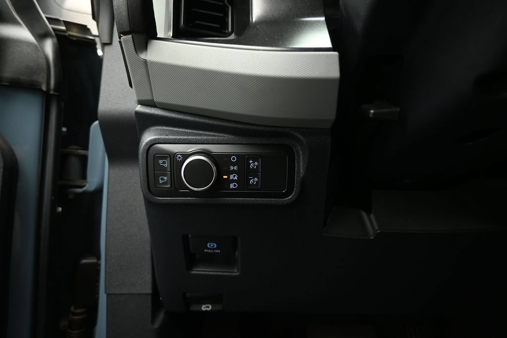 Used 2021 Ford Bronco Badlands AWD/4WD image 9