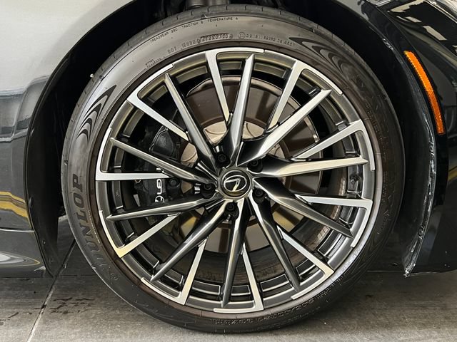 Used 2024 Lexus LC 500 Convertible w/ Touring Package RWD image 12