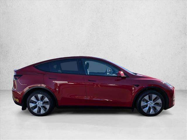Used 2022 Tesla Model Y Long Range image 4