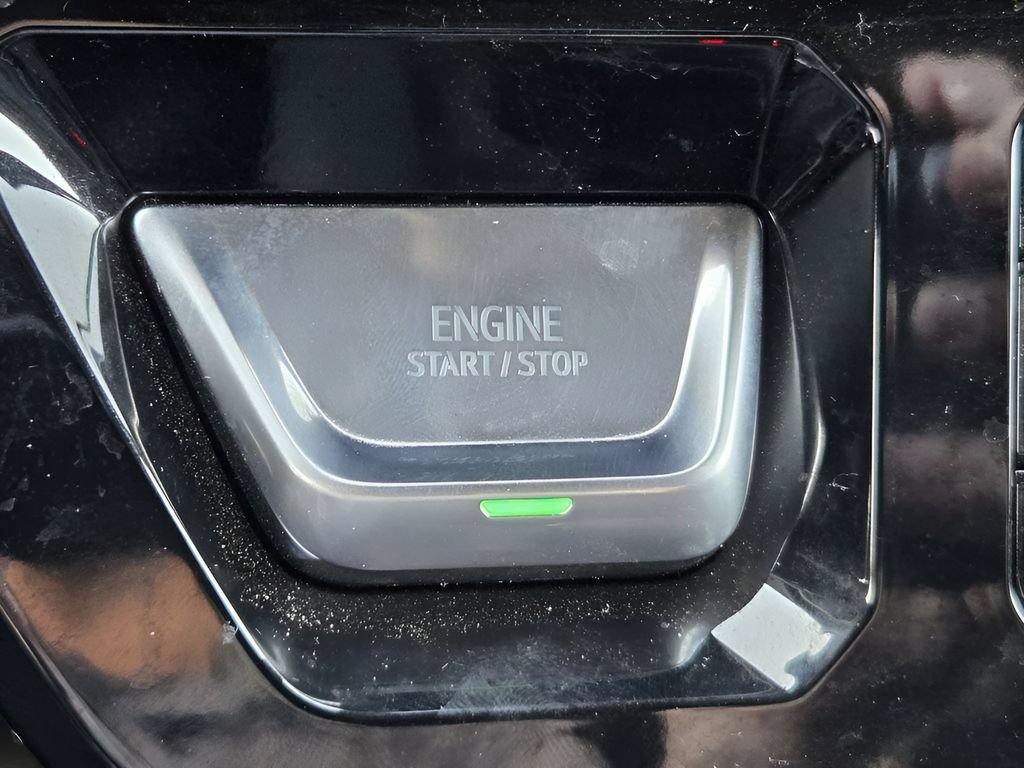 Used 2025 GMC Sierra 1500 AT4 AWD/4WD image 19