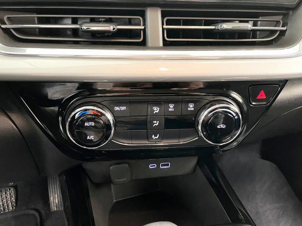 Certified 2024 Chevrolet Trax LT image 29