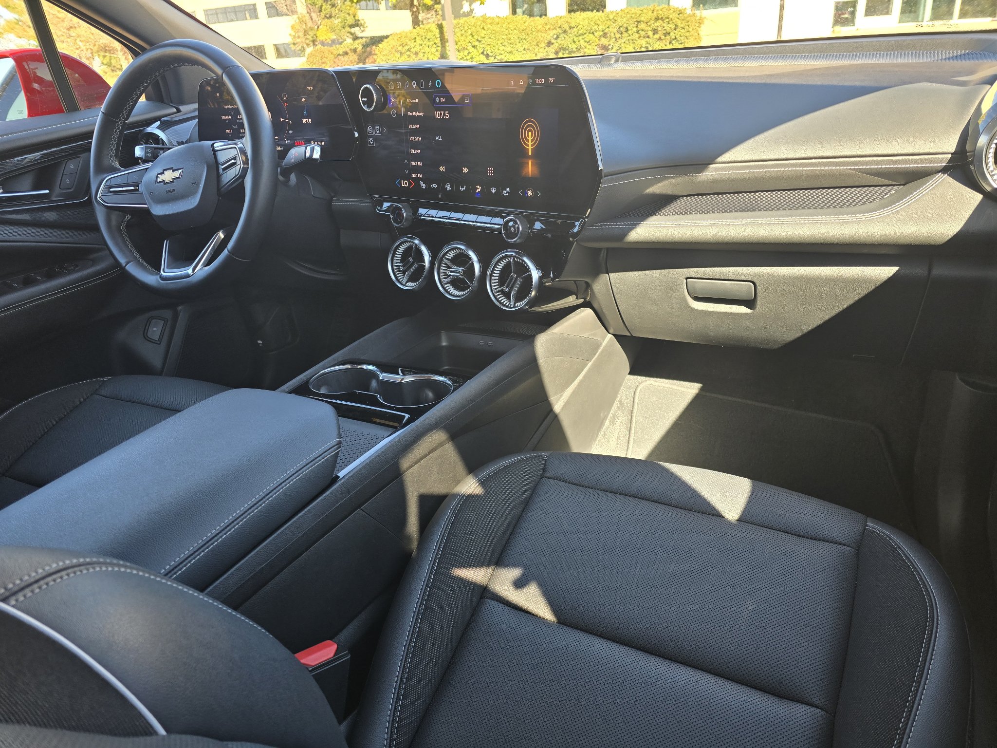 Used 2024 Chevrolet Blazer EV LT AWD/4WD image 27