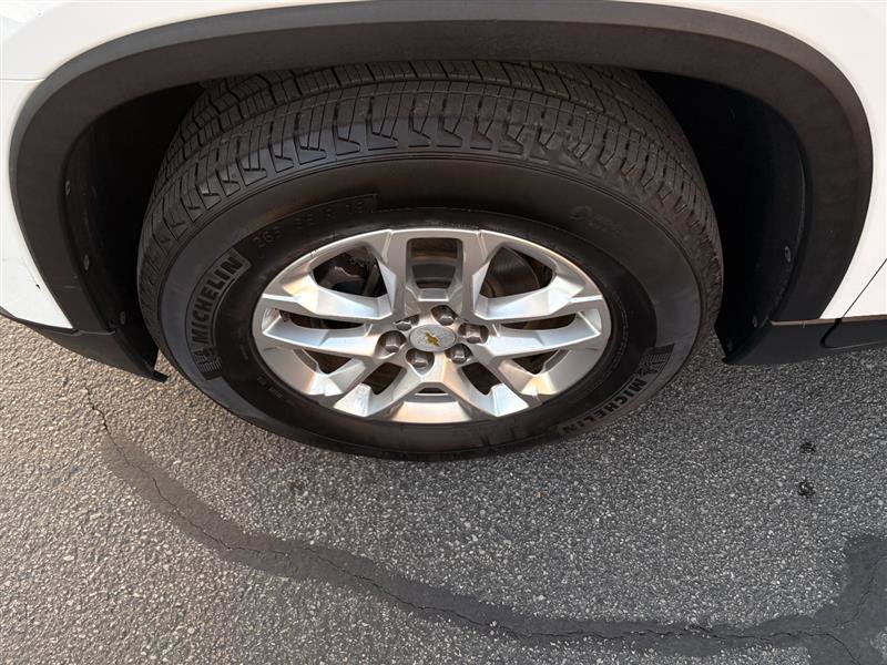 Used 2019 Chevrolet Traverse LS w/ LPO, Floor Liner Package AWD/4WD image 15