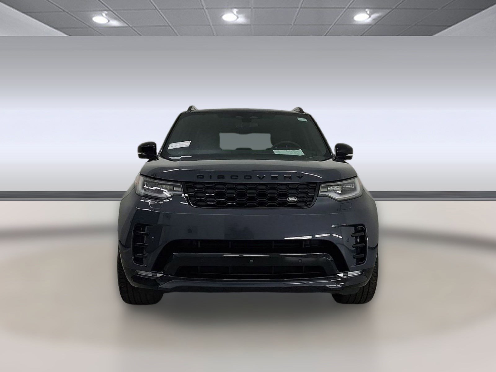 Used 2025 Land Rover Discovery Dynamic SE image 6